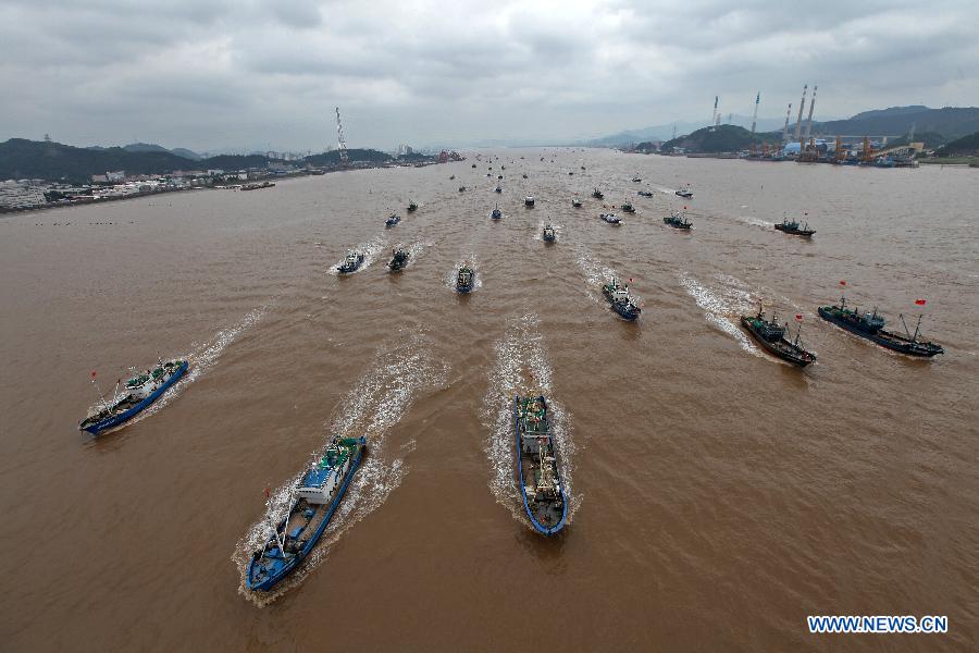 Fishing boats start operation in E. China's Zhejiang