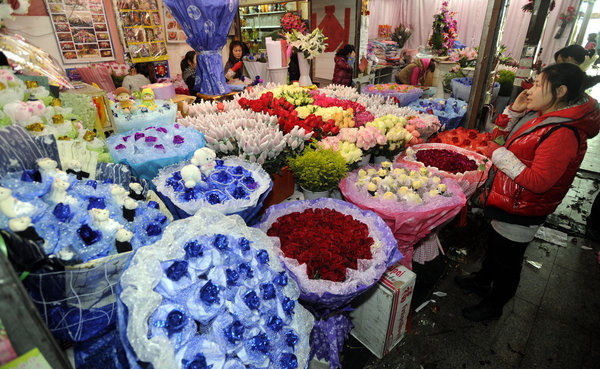 Valentine's Day brings fragrance, fortune