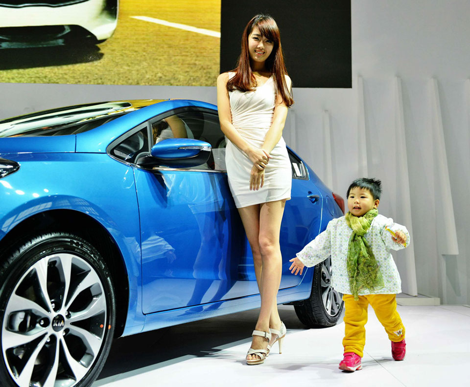 Auto show shines in Hanghzou