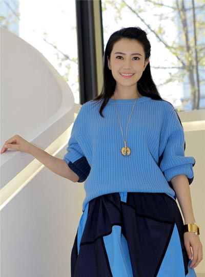 Gao Yuanyuan at ribbon-cutting ceremony for Chloe