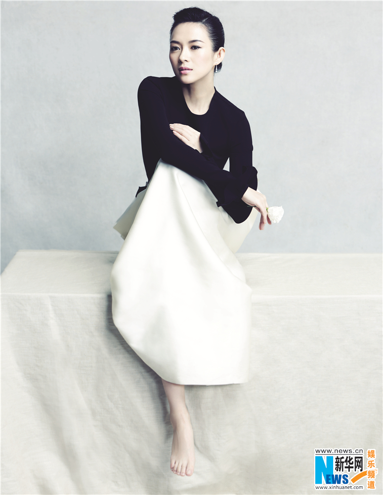 Elegant actress Zhang Ziyi graces fashion magazine