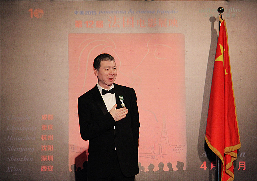 Feng Xiaogang named Knight of the Order of the Arts and Letters