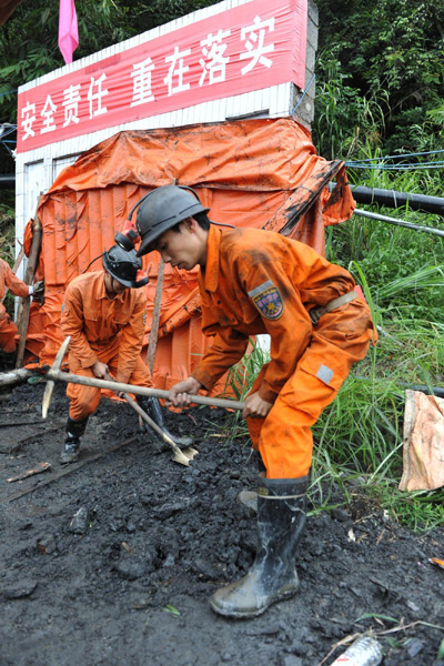 16 killed in SW China's coal mine accident