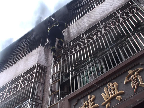 Factory fire kills 14, suspect nabbed