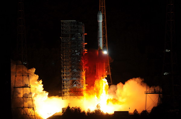 China launches communications satellite