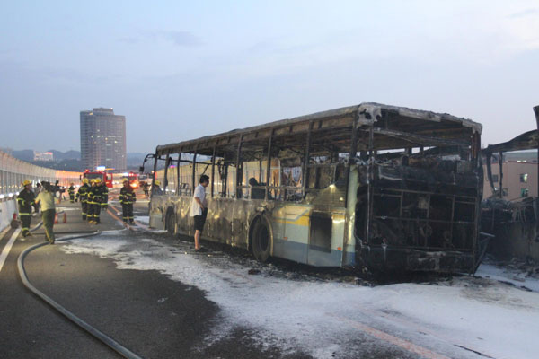 47 dead, 34 injured in E China bus fire