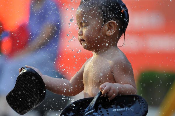 China endures worst heat in half-century