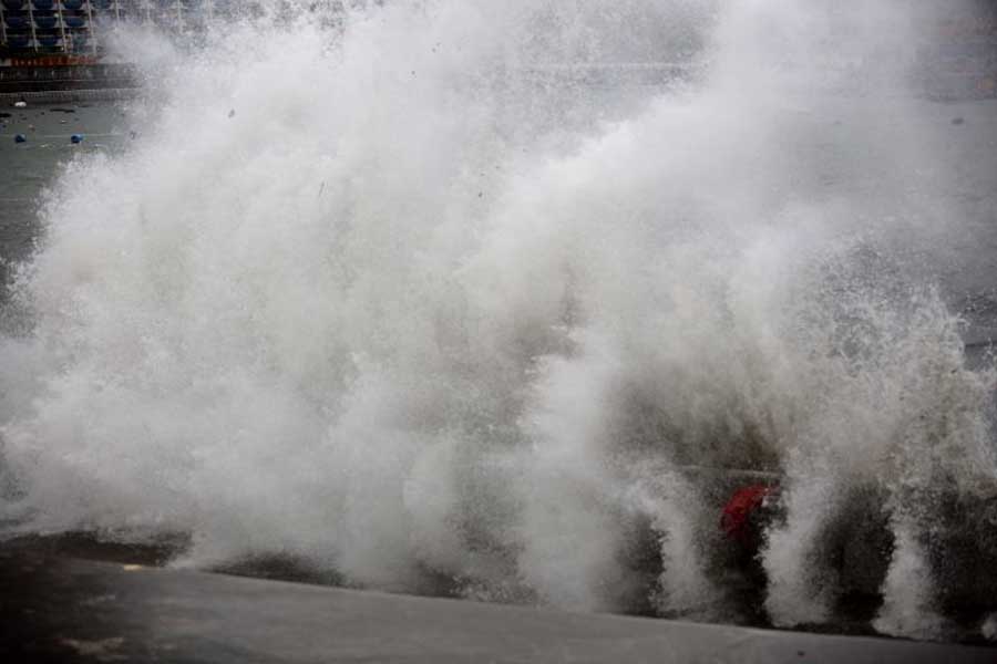 Sports venue turns makeshift shelters as Typhoon Nida lashes Shenzhen