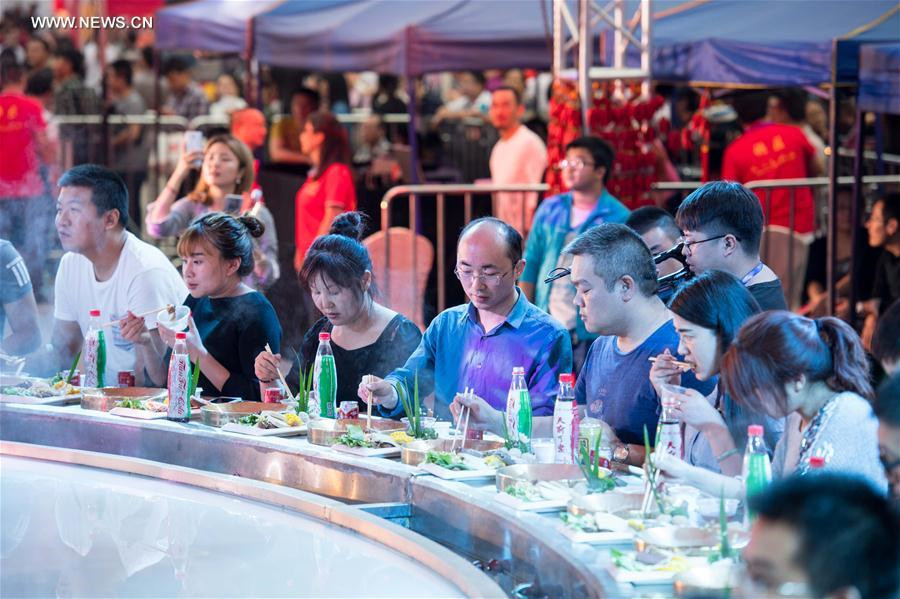 Hotpot festival: A spicy bite of Chongqing