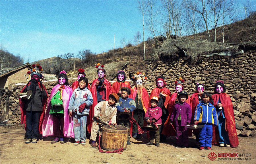 Photos capture ancient sacrifice of Shehuo