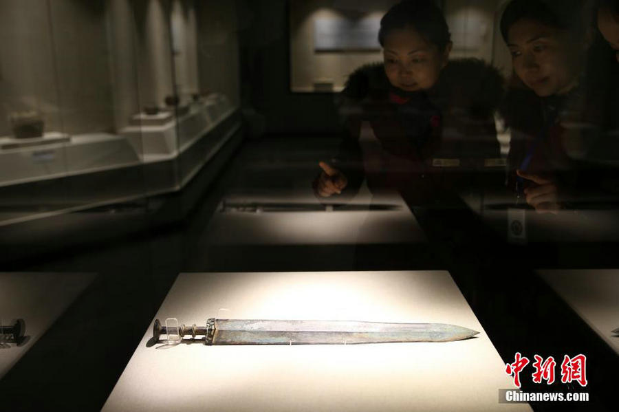 Bronze sword of King Fuchai of Wu shown in Xi'an