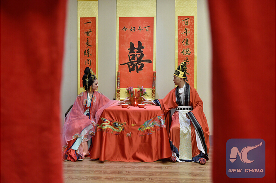 A red tradition: How Chinese wedding dresses evolve?