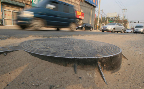 道路施工后遺癥 添堵大興黃亦路