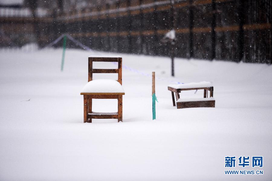 吉林黑龍江“暴雪圍城” 多地中小學19日繼續(xù)停課