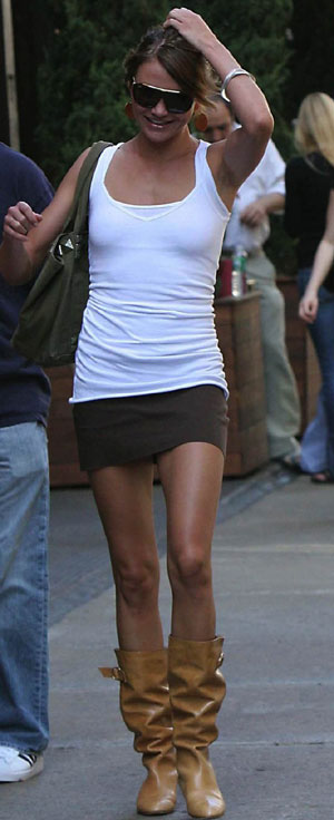 Cameron Diaz in NY street