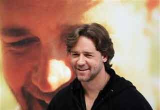 Russell Crowe joins the pack for 