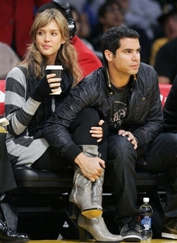 Pregnant Jessica Alba and baby's father engaged