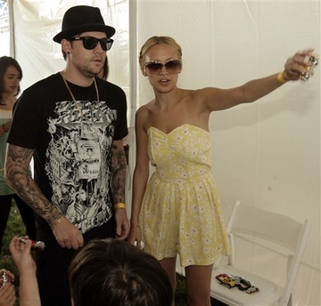 Nicole Richie at A Time For Heroes celebrity carnival