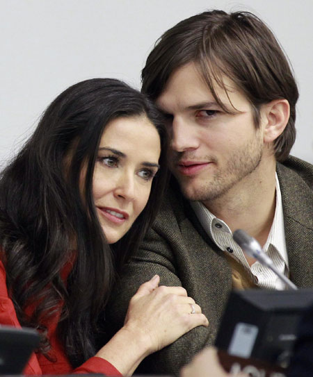 Actor Ashton Kutcher files for divorce from Demi Moore