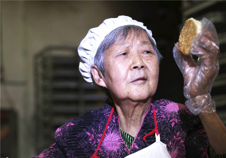 Yushan county's special 'mooncake' for Mid-Autumn Festival