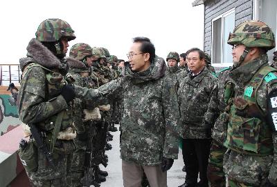 韓國舉行規模空前陸空軍演