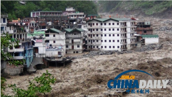 印度強降雨引發洪水 死亡人數或高達6500人