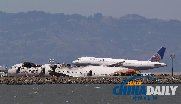 日本航空界人士質疑韓亞舊金山事故疏散過慢