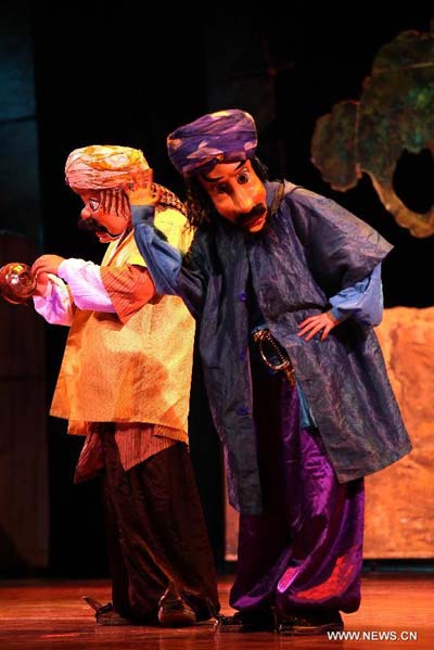 Puppet drama 'Ali Baba' staged in Jiangsu