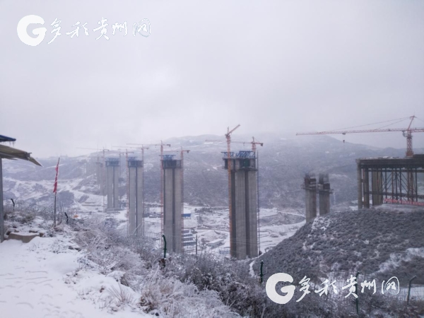 Lizigou Bridge nears completion in Guizhou