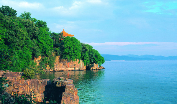 Wuxi's Turtle Head Isle Scenic Area celebrates its centennial