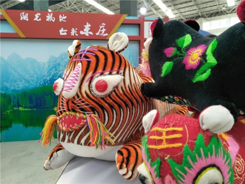 Ningyang exhibits folk tourism products