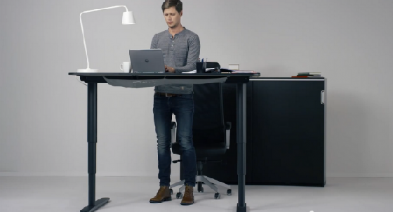 Convertible standing desk<BR>宜家推可調節站立書桌