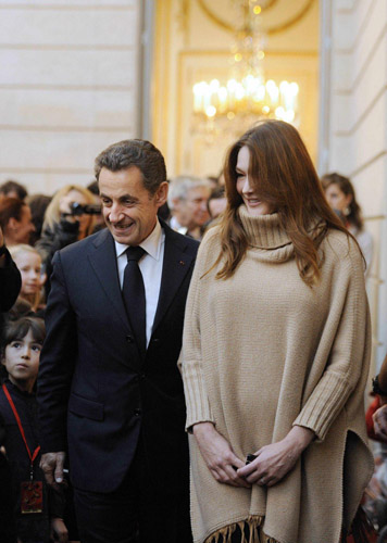 Sarkozy and wife celebrate Christmas at Elysee