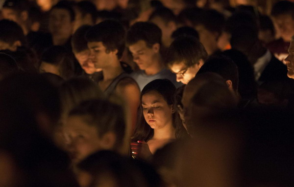 Vigil held for Virginia Tech shooting victims