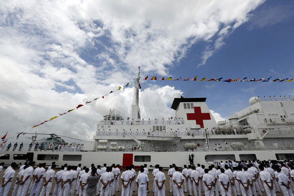 Chinese hospital ship Peace Ark arrives in Yangon