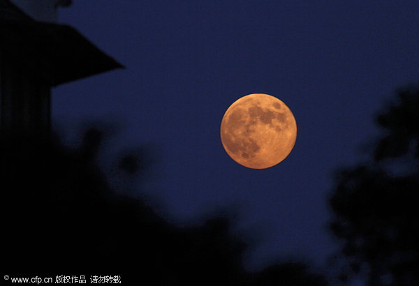 Full moon across China