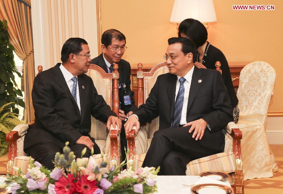 Highlights: Premier Li Keqiang at East Asia leaders' meetings