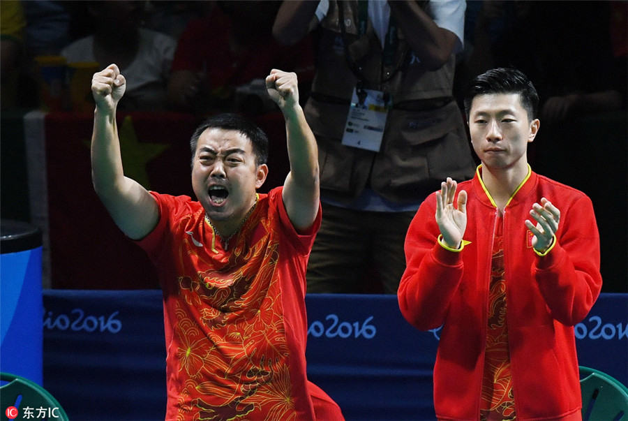 Chinese men's table tennis overcomes singles loss to win team event