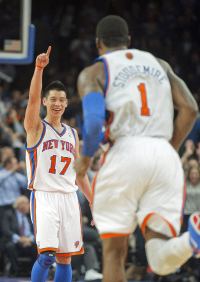 Knicks dig deep to roar past Cavs in second half