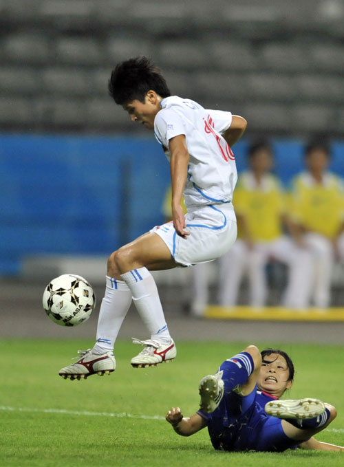 Host China takes women's footbal title at Universiade