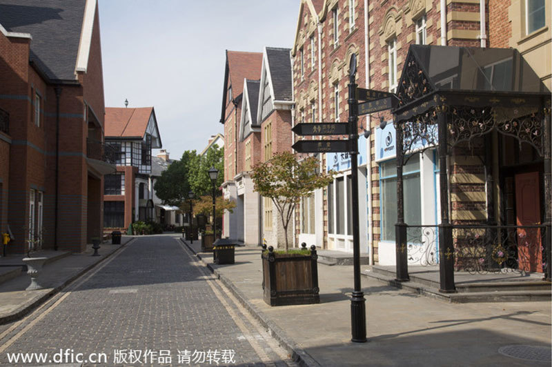 Shanghai's replica English town