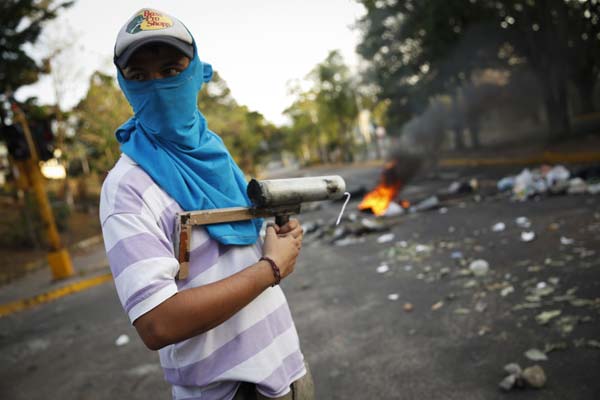 UN urges calm and dialogue amid Venezuela unrest