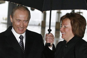 Putin officially divorces his wife