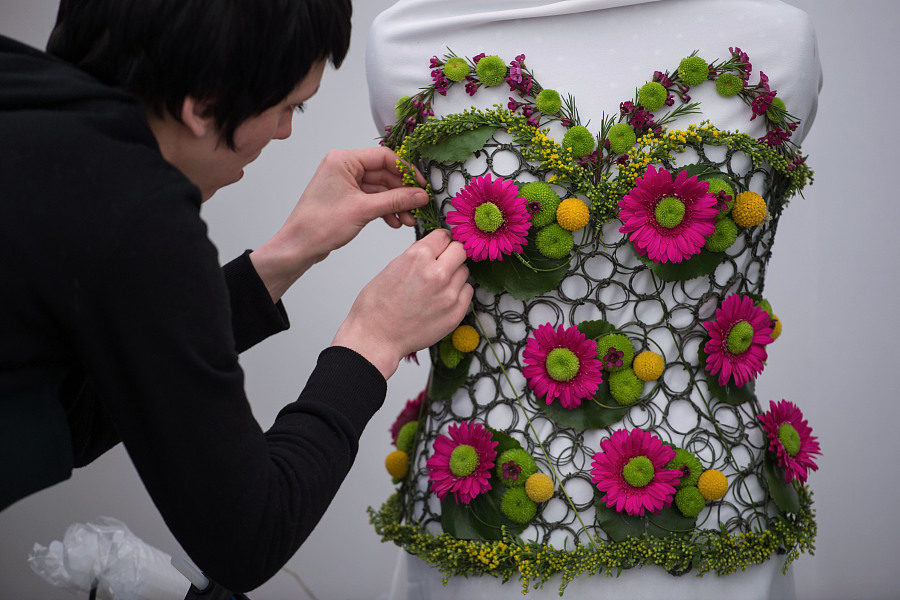 Flowers of all forms usher in Spring at Britain's biggest flower show