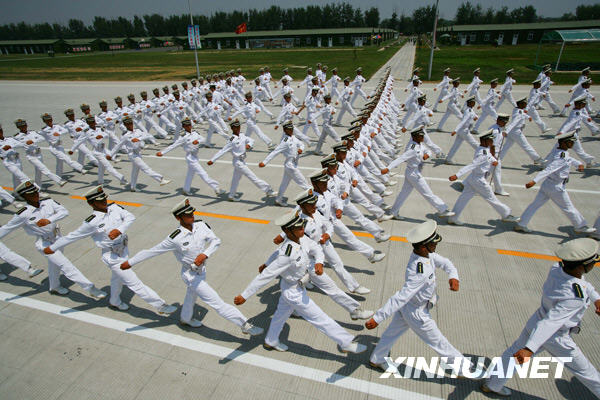 聚焦閱兵村[組圖]