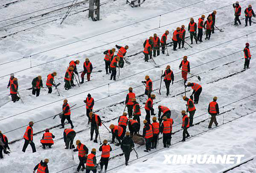 中國(guó)確保暴雪襲擊地區(qū)民眾生活正常